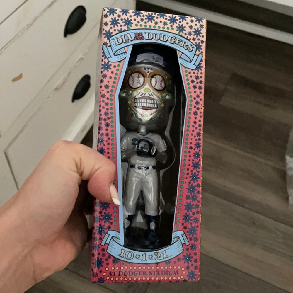 Dia de Los Dodgers bobble head